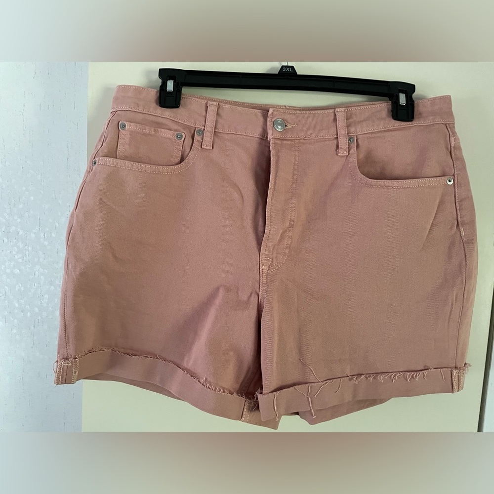 Cute rolled shorts